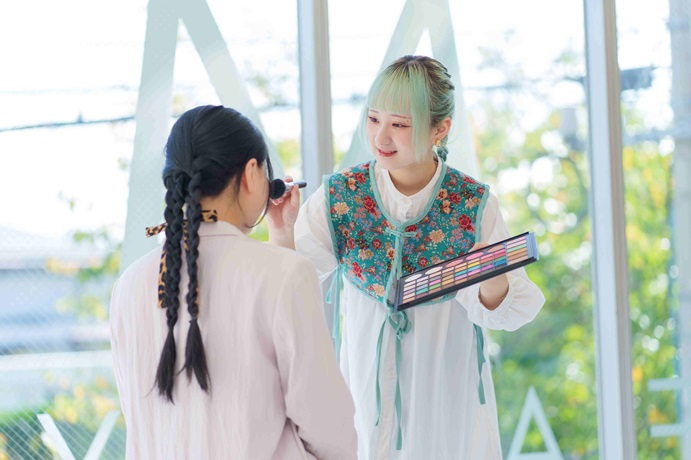 学校法人大村文化学園　福岡大村美容ファッション専門学校(Omula Beauty Creates) Features of school 1